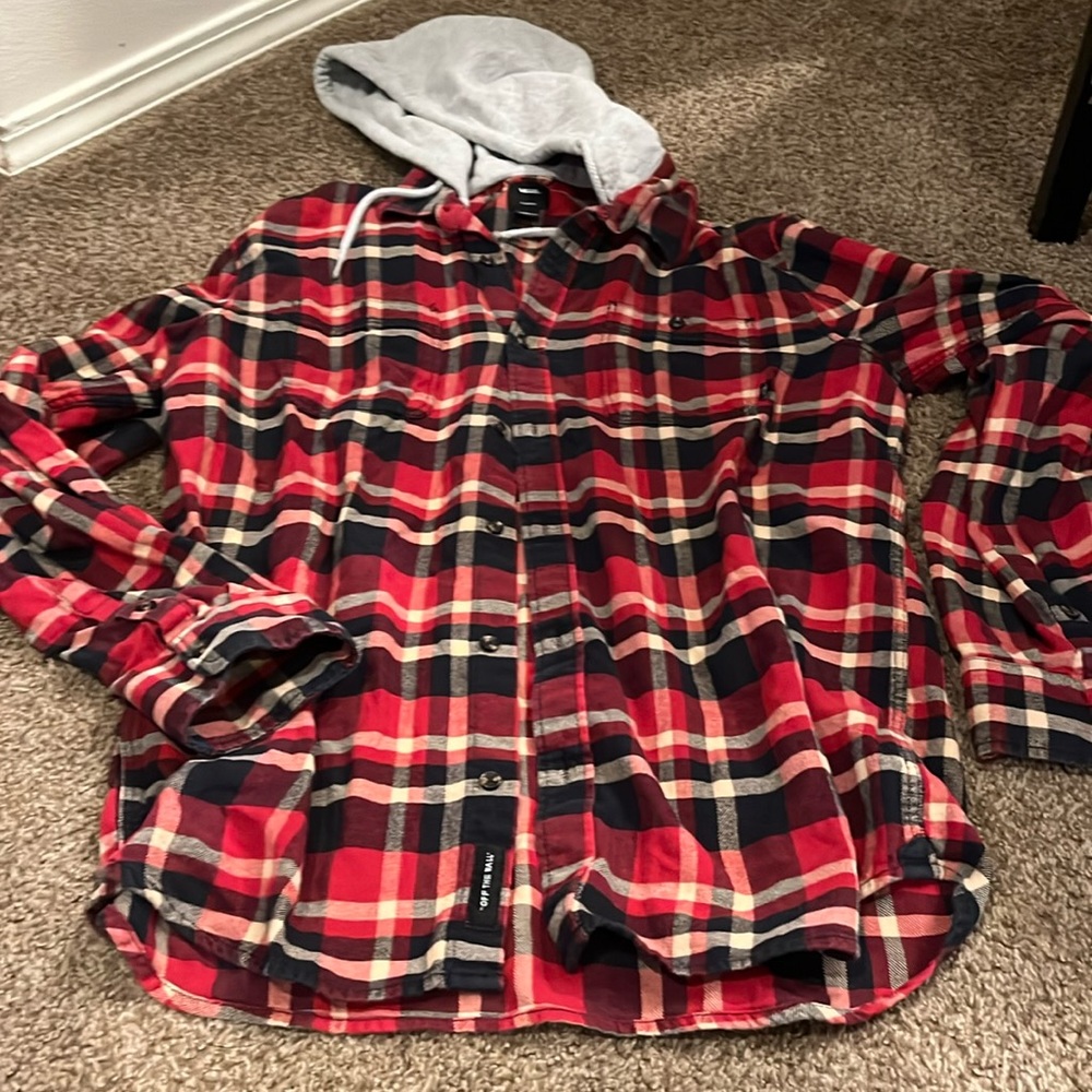 VANS hooded flannel Men’s XL-tailored fit